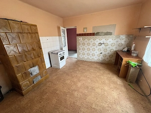 Napkoron 2 szobás felújítandó családi ház eladó! - kép 4