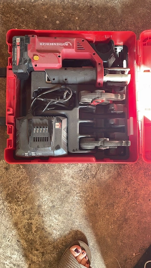 Rothenberger ROMAX Compact III intelligens akkus csőprés szett 