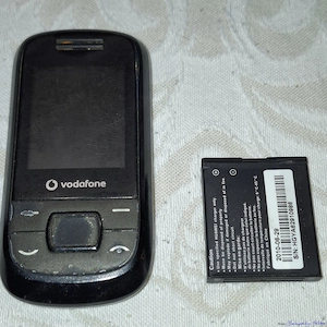 Vodafone 248 GSM telefon alkatrészként, eladó