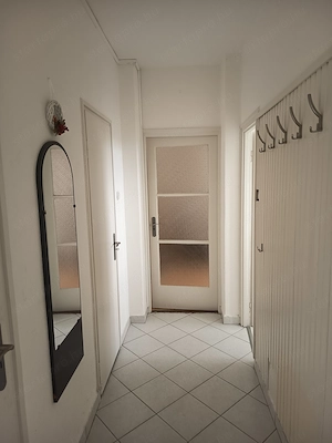 Eladó 56 m2-es, felújított téglalakás Veszprém belvárosában. - kép 7