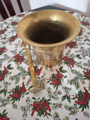 Nagyméretű, tömör réz mozsár eredeti törővel   3 kg vintage