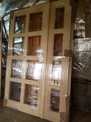 Nagyméretű bejárati ajtó 210x140cm Új! Eladó.