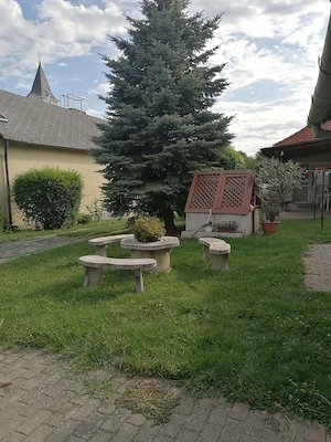 Családi Ház Isztimér központjában 3137 m2-es telken eladó ! 