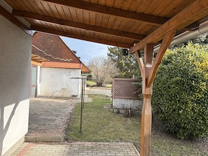 Családi Ház Isztimér központjában 3137 m2-es telken eladó !  - kép 10
