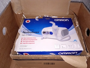 Omron NE-C28P kompresszoros inhalátor 20000ft óbuda 36 50 104 8272 személyesen óbudán lakcimemen pos