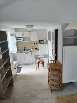 Hajdúhadház frekventált helyén stúdió apartman kiadó. - kép 3