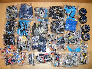 Lego komp. Technic 42083 Bugatti Chiron Lepin 3600db ÚJ - kép 3