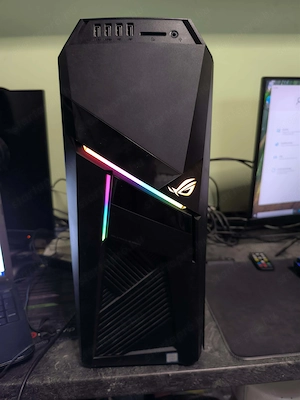 Asus rog strix  GL12CS-HU005D i7 8700 Gamer asztali pc. Intel  Core  i7-8700 3,2 Ghz , Corsair 16 GB - kép 4