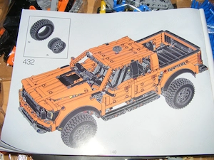 Lego komp. Technic 42126 Ford Raptor F-150 Pickup 1379db LEPIN ÚJ - kép 9