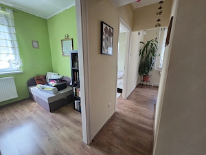 Gyönyörű panorámás erkélyes lakás eladó Rómaifürdőn! - kép 10