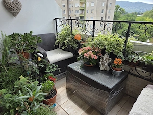 Gyönyörű panorámás erkélyes lakás eladó Rómaifürdőn!