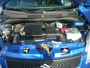 Suzuki Swift 1.3 Club - kép 8