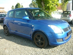 Suzuki Swift 1.3 Club - kép 2
