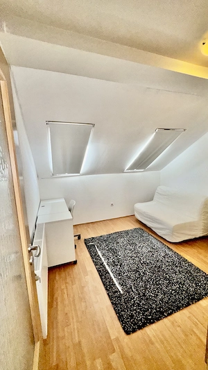 Nappali + 3 szobás, klímás lakás, garázzsal együtt kiadó! - kép 5