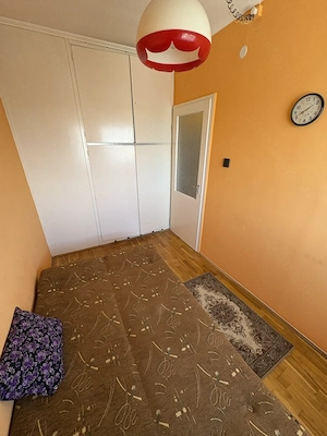 Eladó 1+1 szobás, erkélyes lakás az egyetemek közelében   alacsony rezsi, kiváló befektetés! - kép 6