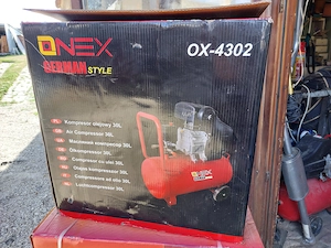 Kompresszorok 30-50 liter 8 bar 230V dobozukban nem voltak használva még csere bere is . - kép 3