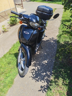 Aprilia Robogó eladó - kép 3