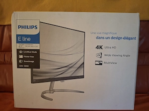 Üzletbezárás után megmaradt új, profi monitor eladó - kép 7