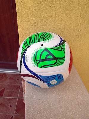 Trionda VB 2026 Adidas labda - kép 2