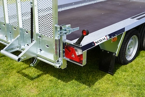 Új SEBAL - Bau 400 - 3 tengelyes (3500kg) gépszállító utánfutó  - kép 7