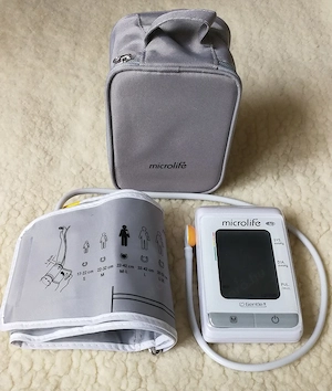 Microlife BP A150 Afib automata felkaros vérnyomásmérő