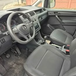 VOLKSWAGEN CADDY 1.2 TSI BMT ! 2018-as,Garantált km,vezetett szervízkönyv! Körablakos. Ára: 3 140 00 - kép 5