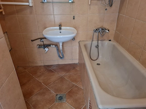 Csillaghegyen 2 szobás bútorozatlan ház kiadó! - kép 6