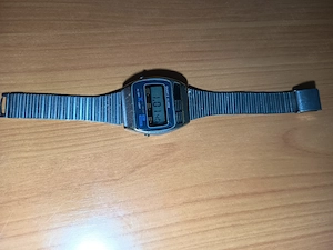 Digitális karóra Windert Watch qartz LCD retro