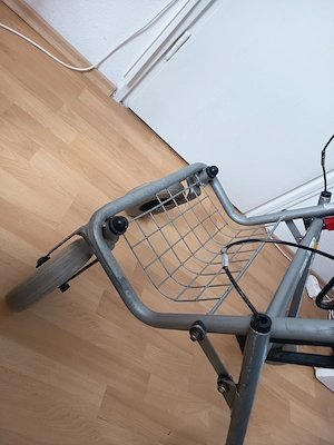 CRISTALLO standard rollátor kerekes járókeret  - kép 5
