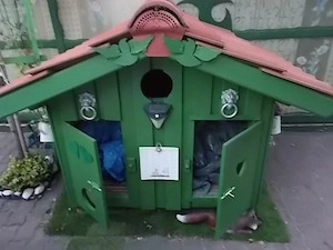 Két Funkciós Kutyaház Eladó ,Szép Állapotban. - kép 2