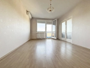 Különnyíló 3 szobás, panorámás, erkélyes, klímás, csendes lakás eladó! - kép 3