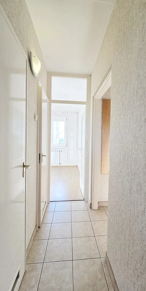 Különnyíló 3 szobás, panorámás, erkélyes, klímás, csendes lakás eladó! - kép 8