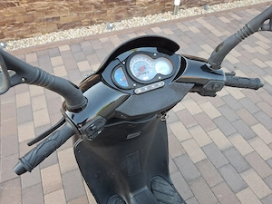 Aprilia Sr 50 Megkímélt - kép 3