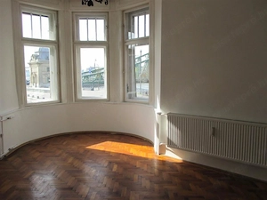 Kiadó belvárosi otthon lenyűgöző dunai panorámával!