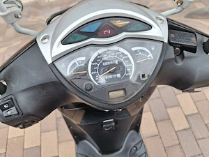Honda SH 150 Újszerű - kép 2