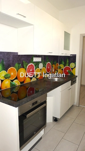 Győr belvárosában 5. emeleti 51 m2-es felújított, erkélyes lakás eladó - kép 4