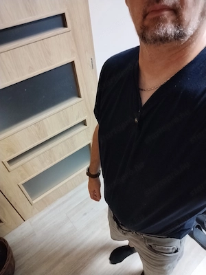 Sw bulikba állandó hölgy partnerem keresem