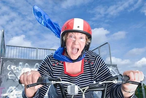 60+os hölgyet keresek 
