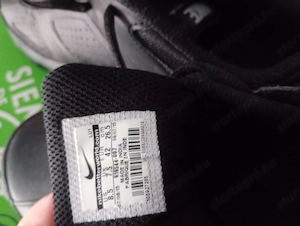 Nike  T-Lite XI 616544 007 Fekete 42es 8000ft óbuda 36 50 104 8272  személyesen óbudán posta kizárol - kép 6