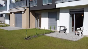 Sasadliget lakóparki saját kertes földszintes, redőnyös teraszos hálószobás lakás kiadó - kép 8