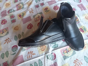 Női bokacipő 39-es fekete   kényelmi slip-on félcsizma   Nagyon szép állapotban! - kép 2