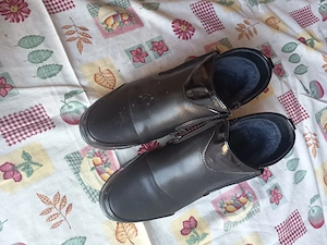 Női bokacipő 39-es fekete   kényelmi slip-on félcsizma   Nagyon szép állapotban!
