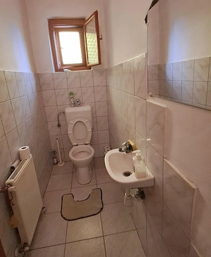 Monor Telepi részén 87 m2-es, 2 szoba + nappalis családi ház 702 m2-es telekkel, teljes bútorzattal - kép 6