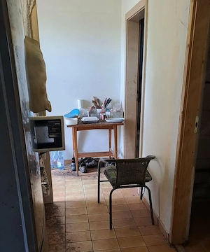 Monor zártkerti részén, Strázsahegyen, lakható kis ház 2140 m2-es telekkel - kép 6