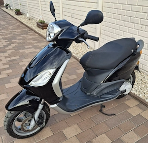 Piaggio Fly 2T 50 Újszerű Gyári 6700km - kép 8