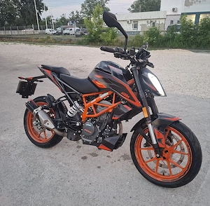 Ktm Duke 125 2023 - kép 2