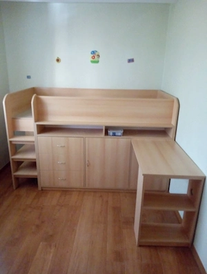 Galéria ágy gyermeknek felnőttnek jó - kép 2