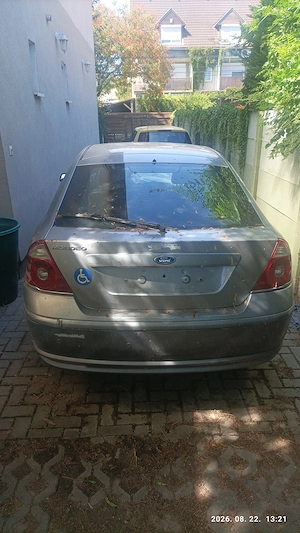Ford Mondeo 2.0 Ghia bontásra