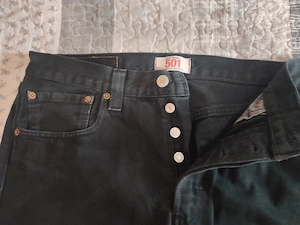 Piros cimkés Levis Strauss 501 eladók  - kép 3