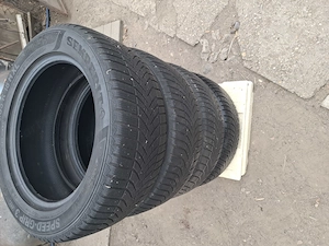 Semperit téli gumi garnitúra eladó! 235 55r18 - kép 2